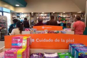Chester Farmacias & Perfumer&iacute;as Plaza Godoy Cruz