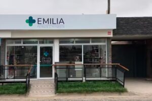 EMILIA &ndash; Farmacia y Perfumer&iacute;a