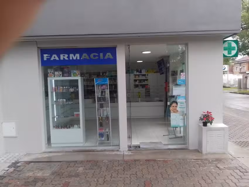 Farmacenter Yerba Buena