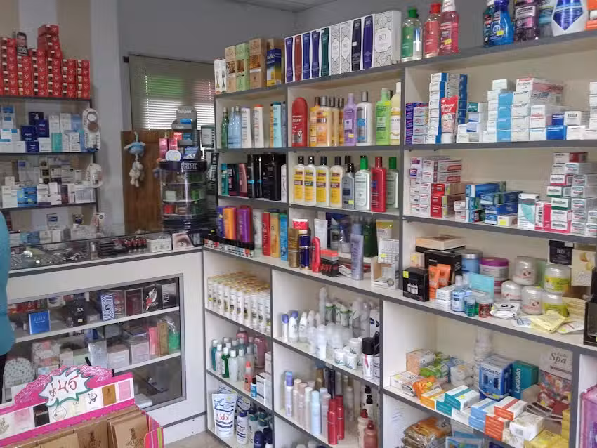 Farmacia CLARI de Roxana Clari