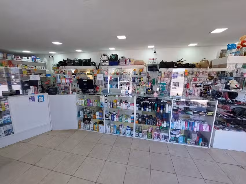 FARMACIA CONFLUENCIA