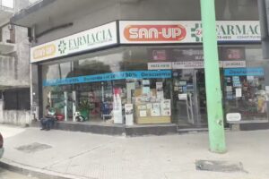 Farmacia Constituyentes SRL