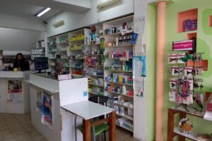 Farmacia Cosqu&iacute;n