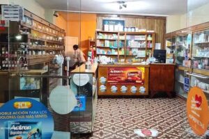 Farmacia De La Estaci&oacute;n