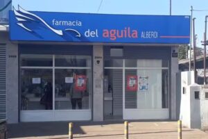 Farmacia del Águila Alberdi