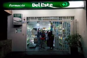 Farmacia Del este