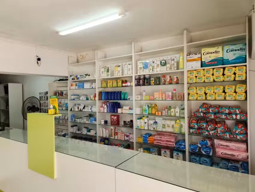 Farmacia del Este Dos