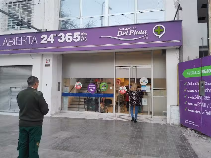 Farmacia Del Plata 1