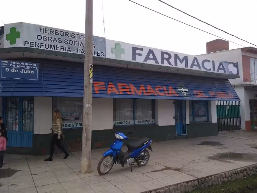 Farmacia Del Pueblo