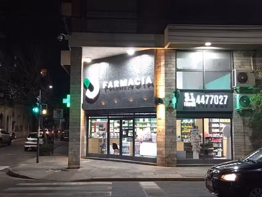 Farmacia Dorrego y Mendoza