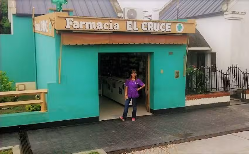 Farmacia El Cruce