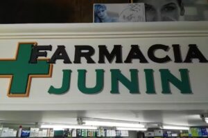 FARMACIA JUNIN