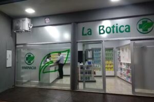 Farmacia La Botica