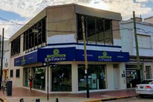 Farmacia La Estaci&oacute;n