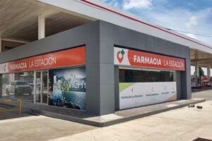 Farmacia La Estación – Colón