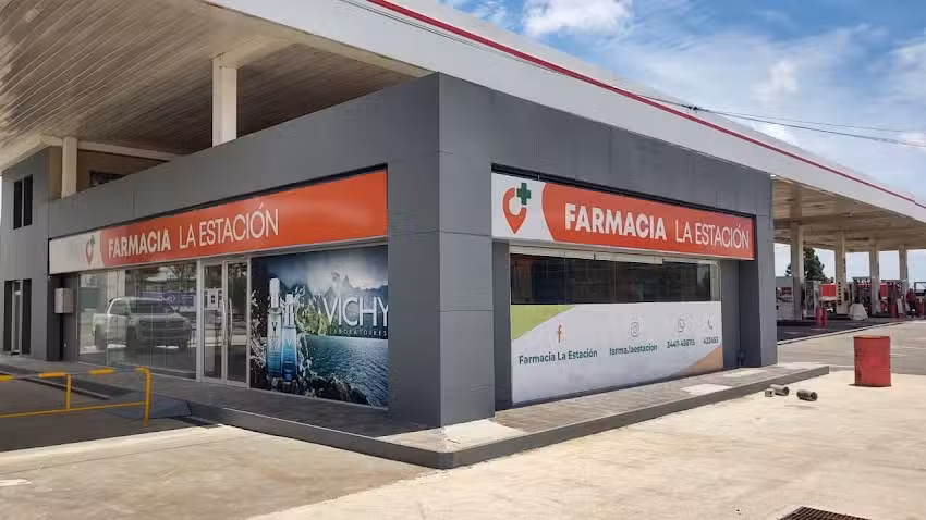 Farmacia La Estaci&oacute;n &ndash; Col&oacute;n