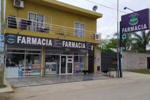 Farmacia La Nueva Centenario