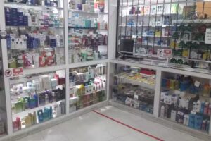 Farmacia La Plaza