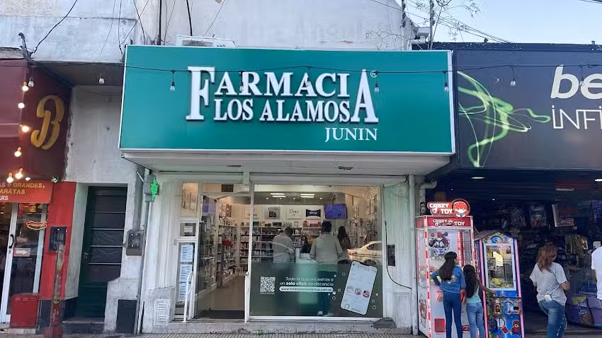 Farmacia Los Alamos &ndash; Jun&iacute;n
