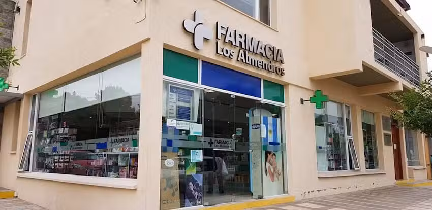 Farmacia Los Almendros