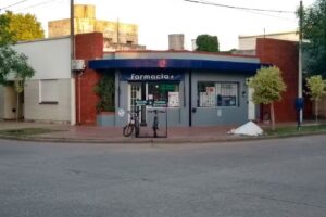 Farmacia Mart&iacute;nez