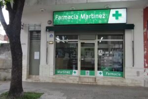 Farmacia Mart&iacute;nez