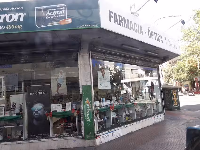 Farmacia &Oacute;ptica Las Nieves