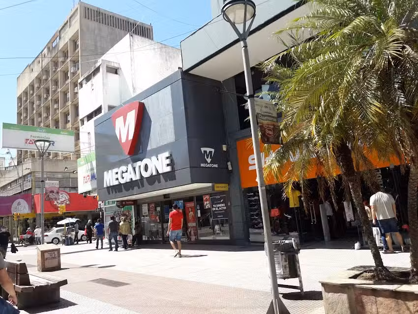 Farmacia Perfumería Peatonal Junín