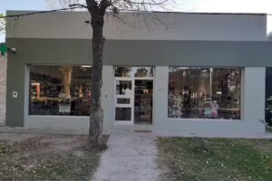 FARMACIA PUEBLO CANDIOTI