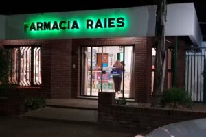Farmacia Raies