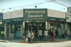 FARMACIA REVELANT