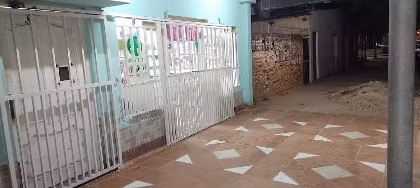 Farmacia Rivadavia 1