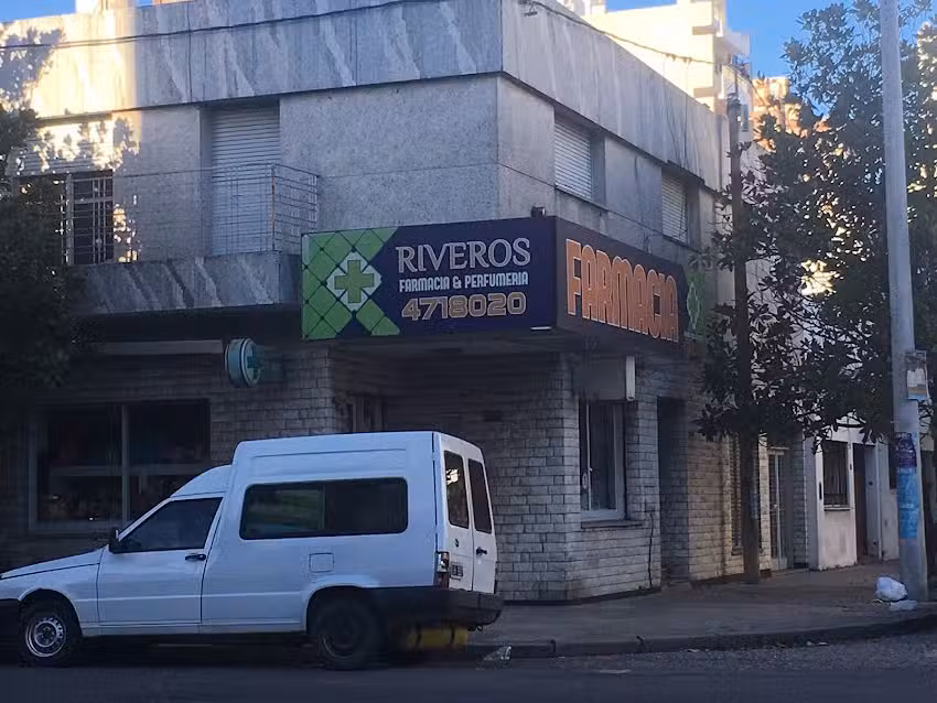 Farmacia Riveros