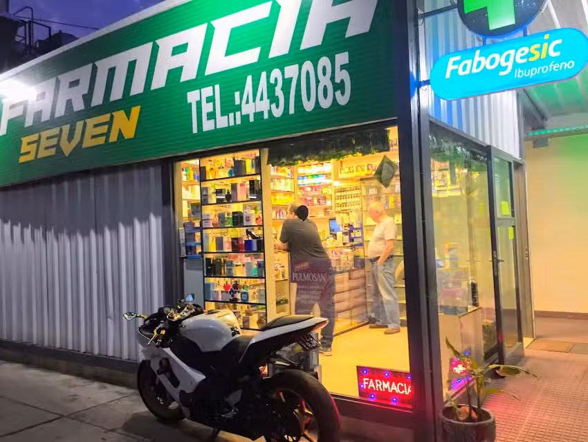 Farmacia Seven