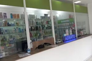 Farmacia Silvestre Begnis