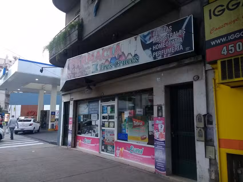 Farmacia Tres Cruces