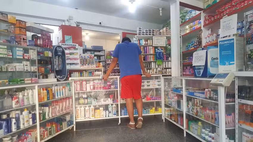 Farmacia Villa Lavalle