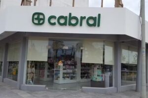 Farmacia y Perfumería Cabral