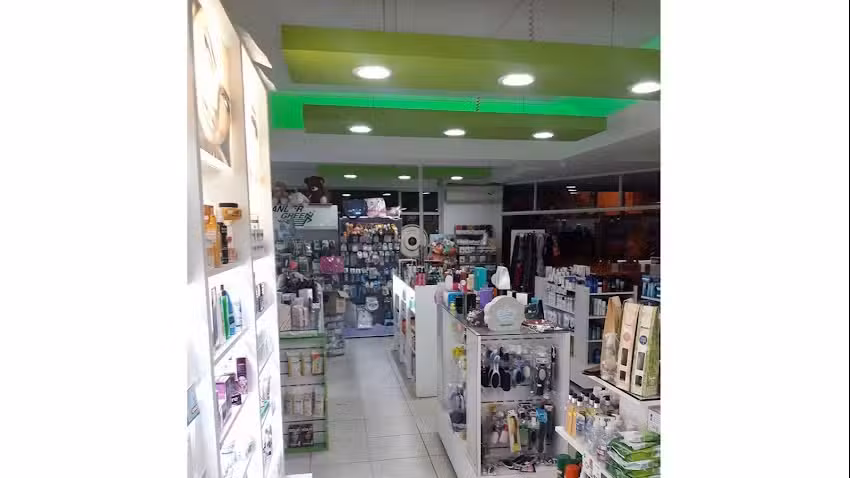 Farmacia y Perfumer&iacute;a Landi
