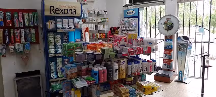 FARMACIA YRIGOYEN 2576 (Centro de San Rafael)