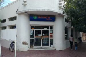 Farmacias del &Aacute;guila