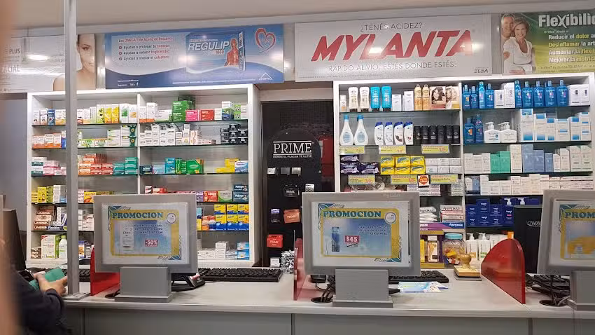 Farmacias L&iacute;der &ndash; Col&oacute;n 820