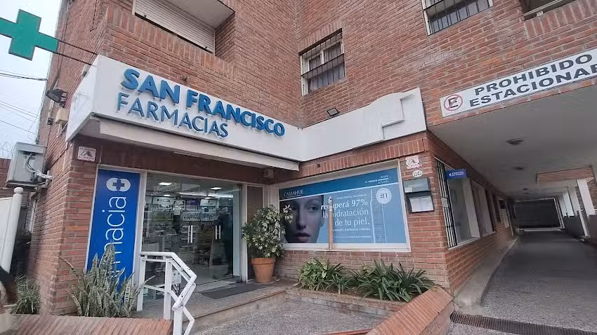 Farmacias San Francisco Sucursal Tres Cerritos