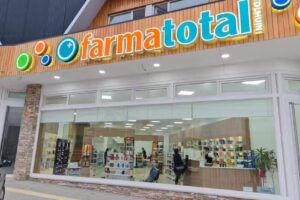 Farmatotal Tolhuin (fcia. del Lago-G.S.M.)