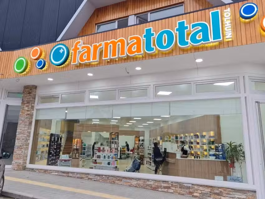 Farmatotal Tolhuin (fcia. del Lago-G.S.M.)