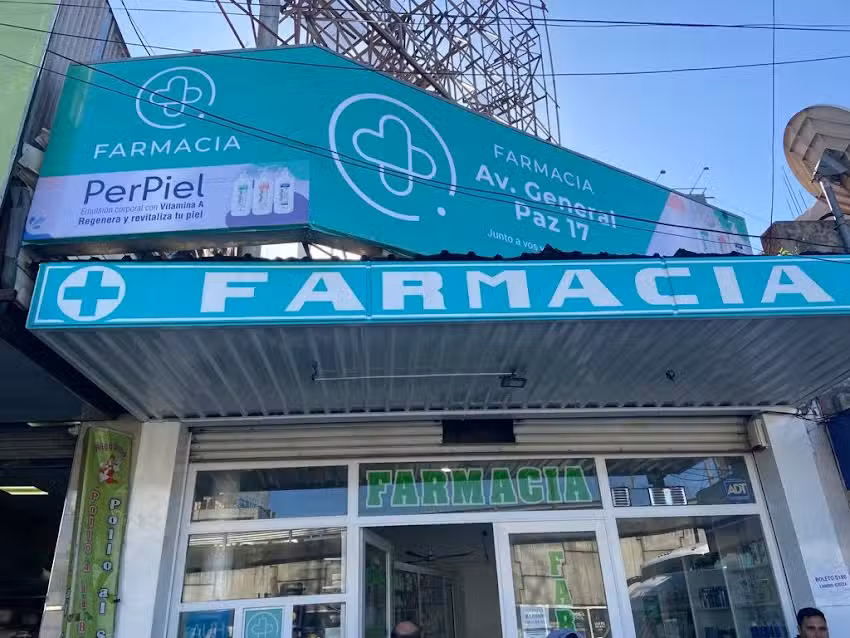 FARMILY &ndash; Farmacia General Paz 17