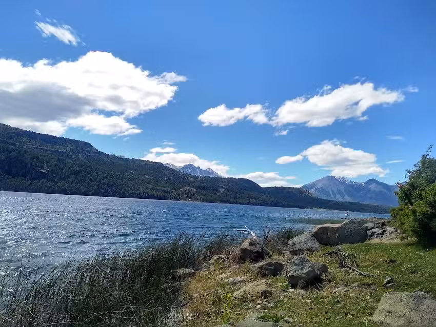 Lago Lezama