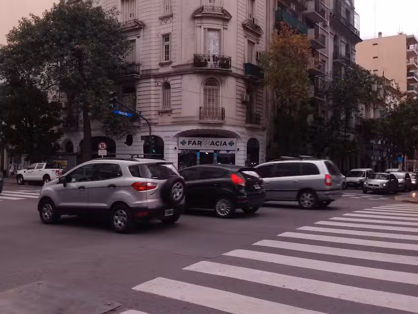 Nueva Farmacia Independencia